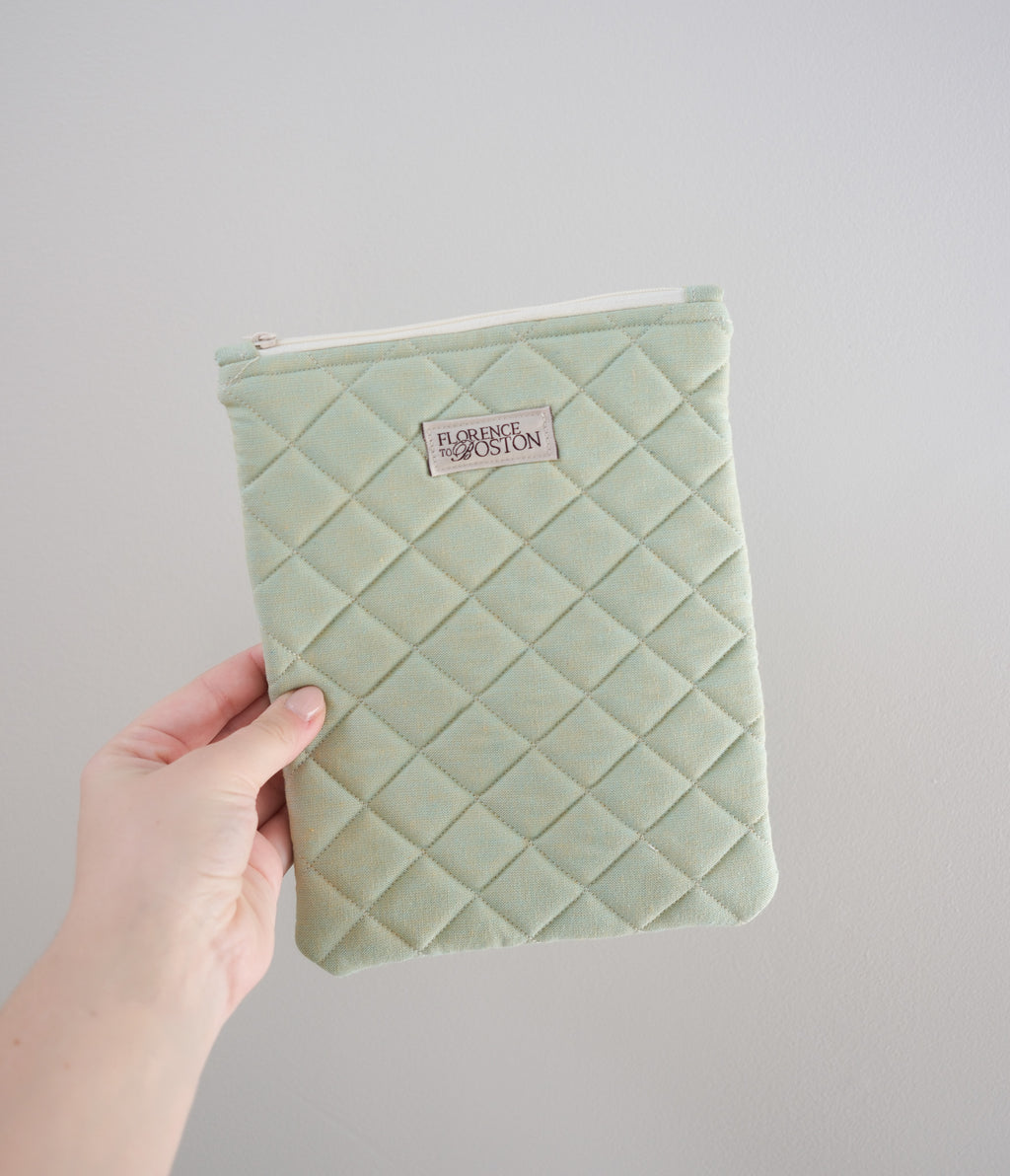 Watercolor Meadow | E-Reader Quilted Sleeve
