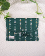 Dark Fern Daisies | Lux Tie Pouch