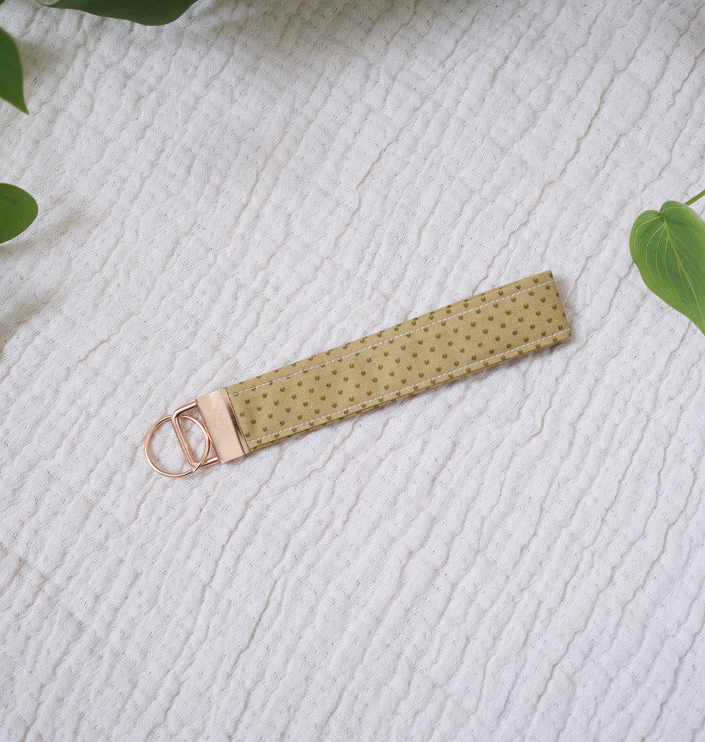 Mossy Seed | Wristlet Keychain