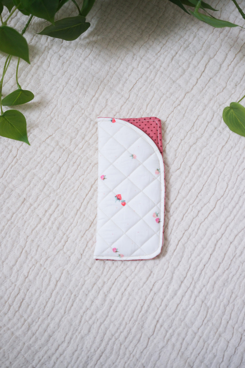 Strawberry Patch | Quilted Glasses Pouch