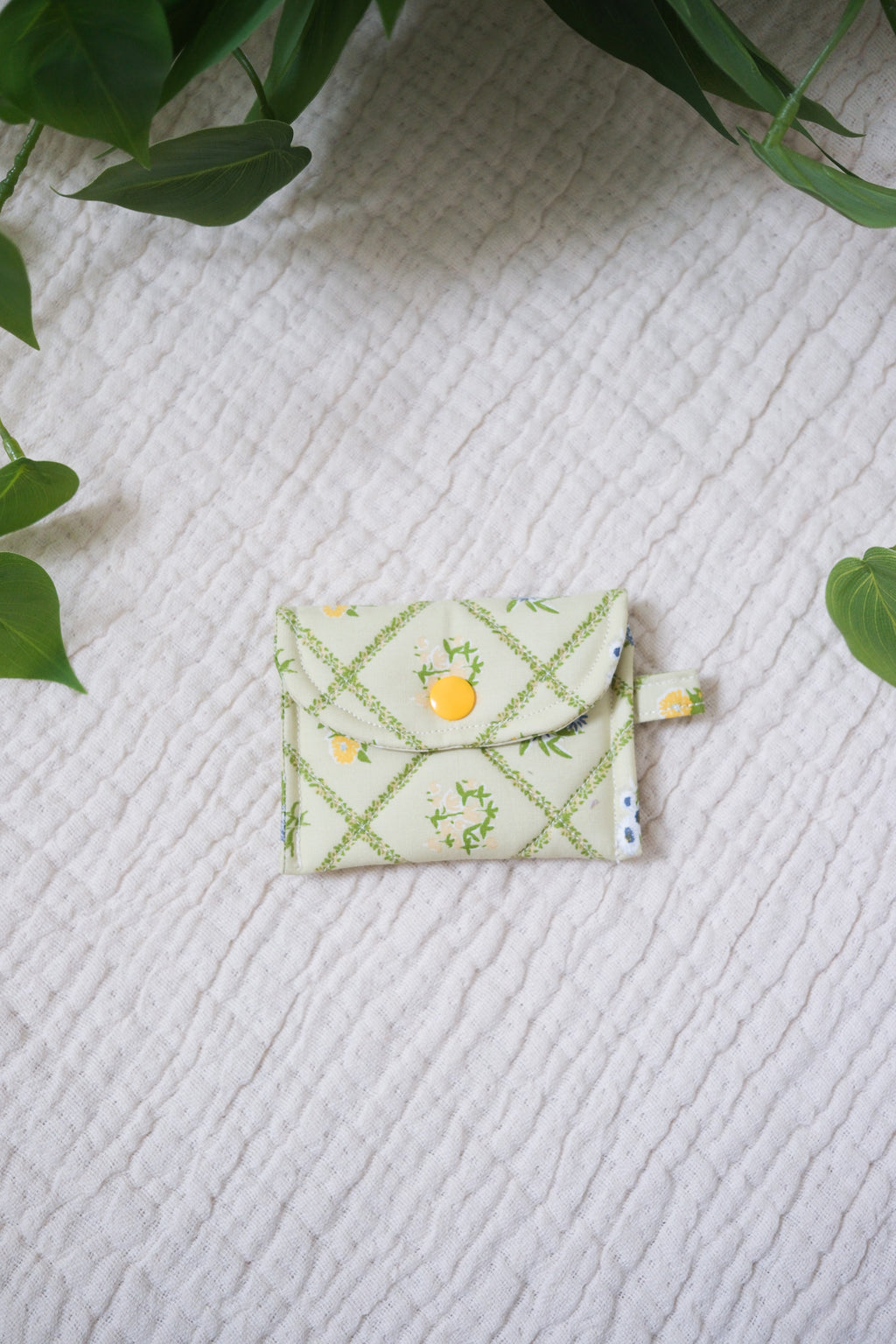 Cottage Garden | Pocket Snap Pouch | Airpod Pouch