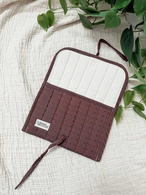 Dobby Hearts | Lux Tie Pouch