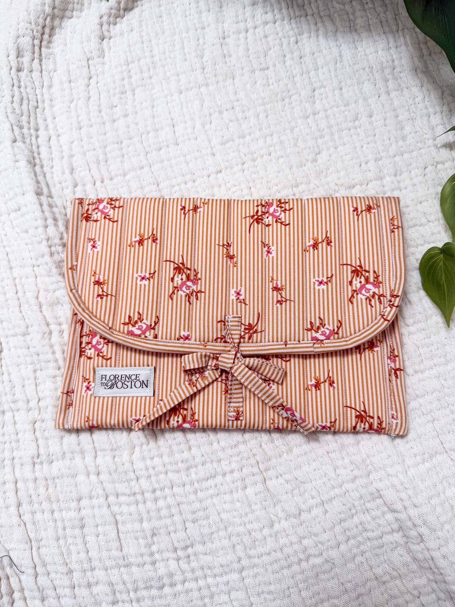 Wistful Garden | Lux Tie Pouch